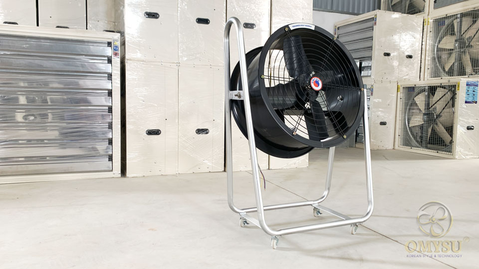 Quạt di động FA-40C-1 – thiết kế bánh xe đẩy và tay cầm